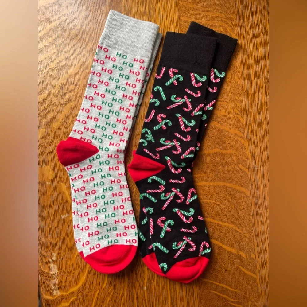 Two Pair Christmas Holiday Socks Gray Black Green Red Tall Socks Crew Socks NWOT